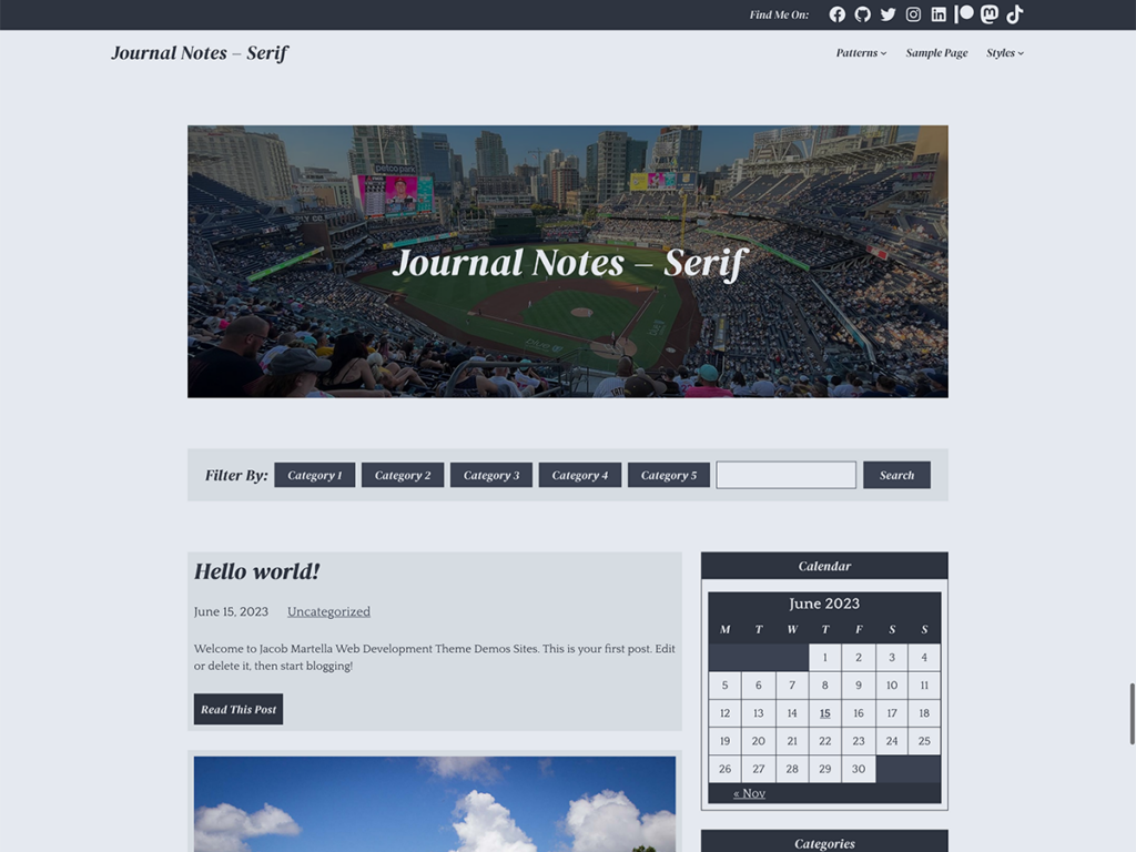 Screenshot of the serif version of the Journal Notes theme
